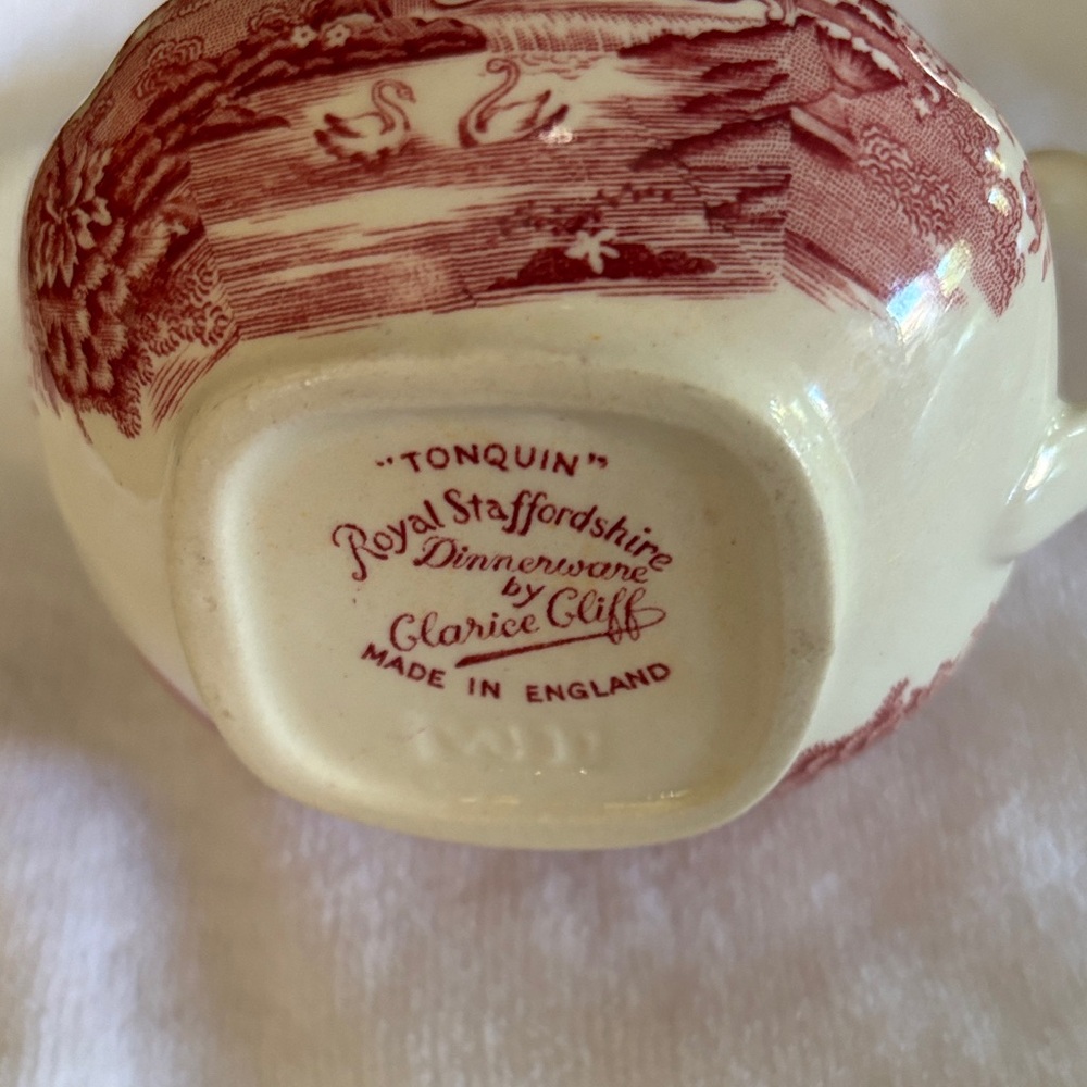 Royal Staffordshire "Tonquin" creamer by Clarice Cliff - Vintage - Picture 2 of 7